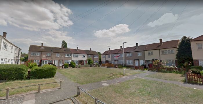 1 Bedroom Flat To Rent In Maybury Road, Barking, Essex IG11