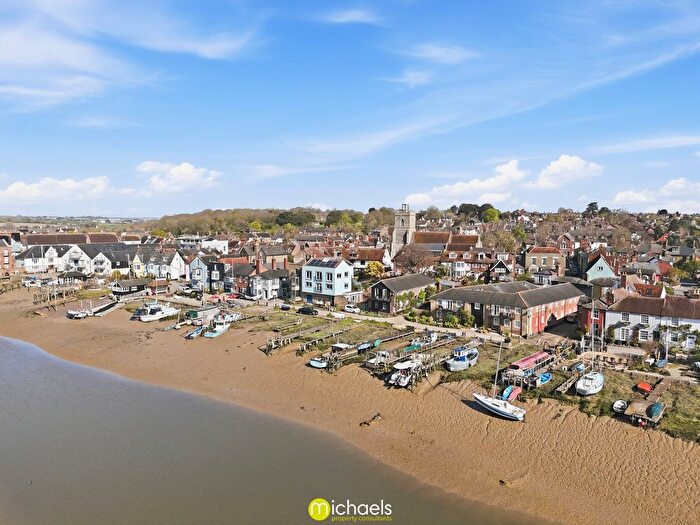 2 Bedroom Cottage For Sale In The Quay, Wivenhoe, Colchester, CO7