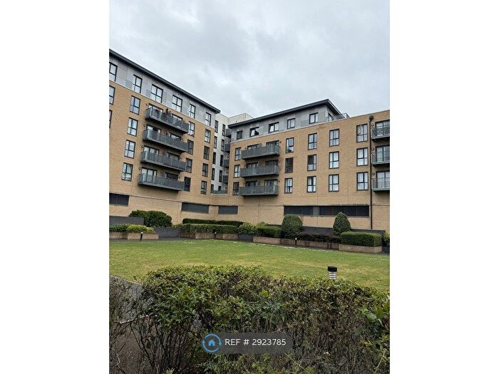 2 Bedroom Flat To Rent In Little Brights Road, Belvedere, DA17