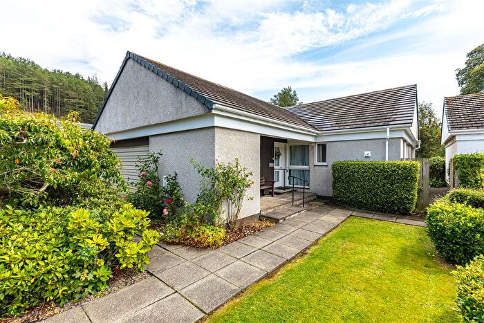 3 Bedroom Detached Bungalow For Sale In Manorpark, Stow, Galashiels, TD1