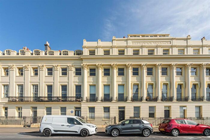 2 Bedroom Apartment For Sale In Brunswick Terrace, Hove, BN3