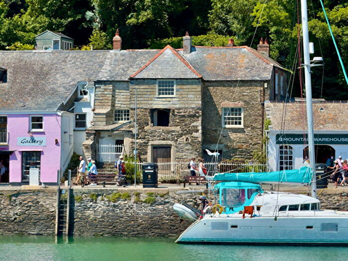 4 Bedroom Terraced House For Sale In Padstow, PL28