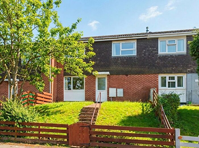 2 Bedroom Town House For Sale In Pippin Close, Nottingham, NG3