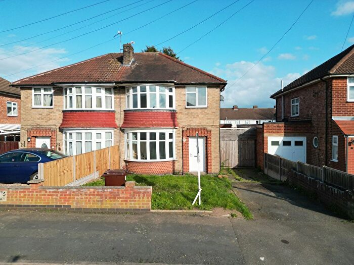 3 Bedroom Semi-Detached House To Rent In Acacia Avenue, Birstall, LE4