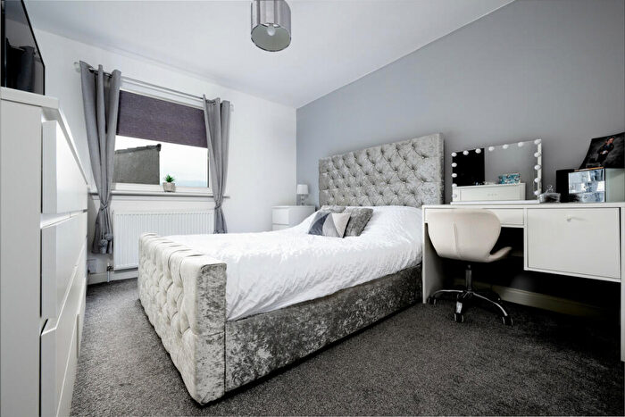 3 Bedroom Terraced House For Sale In Methil Road, Port Glasgow, PA14