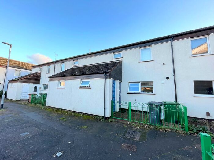 3 Bedroom Terraced House To Rent In Crabtree, Paston, Peterborough, PE4