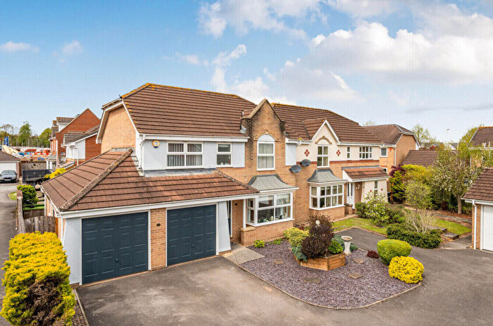 4 Bedroom Detached House For Sale In Lancaster Close, Cullompton, Devon, EX15