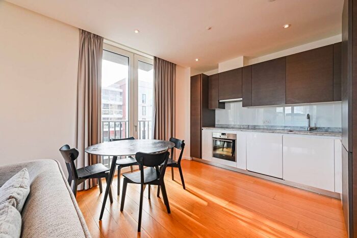 2 Bedroom Flat To Rent In Applegate House, East Village, Stratford, London, E20