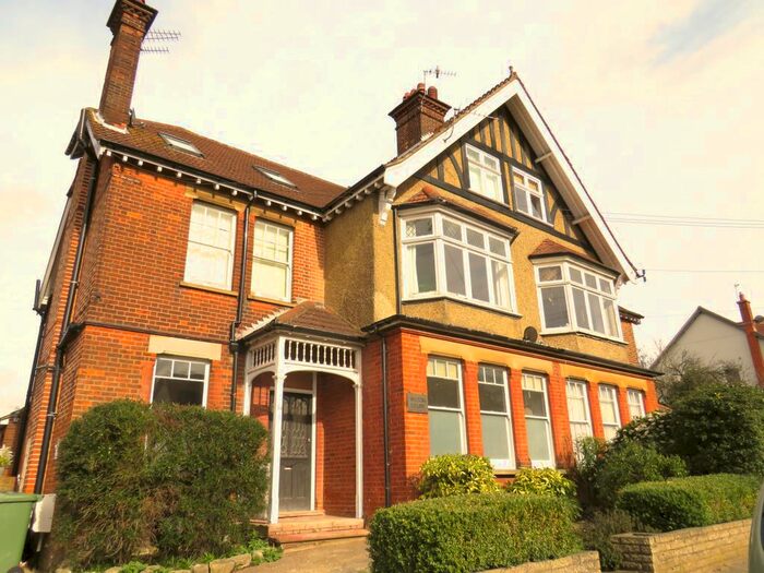 1 Bedroom Flat To Rent In Carlisle Avenue, St.Albans AL3