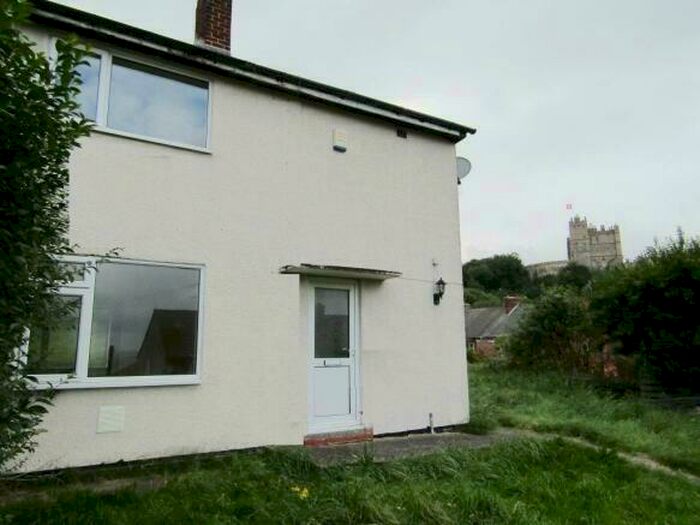 3 Bedroom House To Rent In Haldane Crescent, Bolsover, Chesterfield, S44