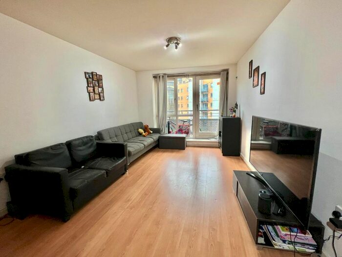 2 Bedroom Flat To Rent In The Helmsley, Aspect, Elmwood Lane, Leeds, LS2