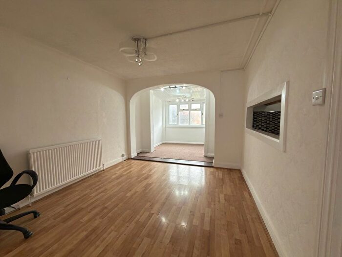 4 Bedroom Terraced House To Rent In Cecil Road, RM6