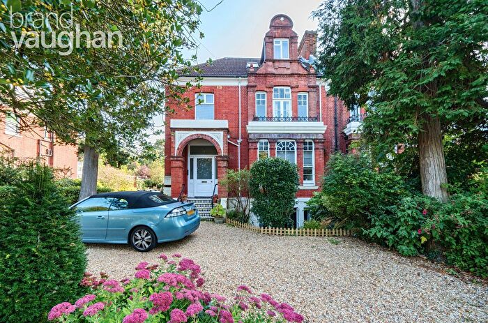 2 Bedroom Flat To Rent In Preston Park Avenue, Brighton, East Sussex, BN1