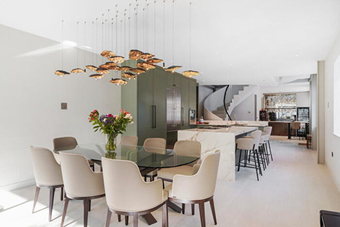 5 Bedroom End Of Terrace House To Rent In Elsworthy Rise, Primrose Hill, NW3