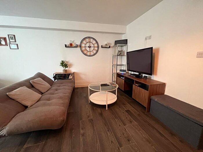 1 Bedroom Apartment To Rent In Banbury, Oxfordshire, OX16