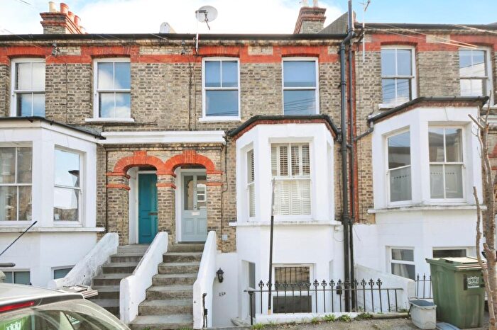 1 Bedroom Property To Rent In Fransfield Grove, SE26