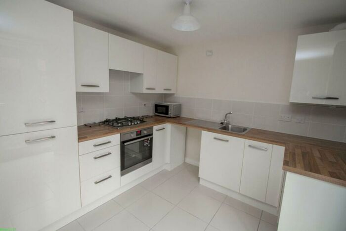 3 Bedroom Semi-Detached House To Rent In Apple Way, Canley, Coventry, CV4