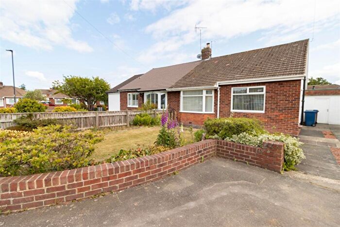 2 Bedroom Semi-Detached Bungalow For Sale In Milford Gardens, Newcastle Upon Tyne, NE3