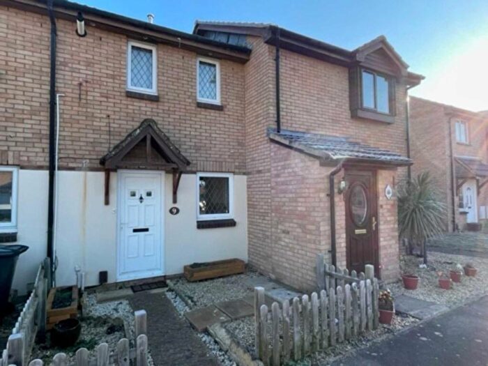 2 Bedroom Terraced House To Rent In Heather Close, Carterton, OX18