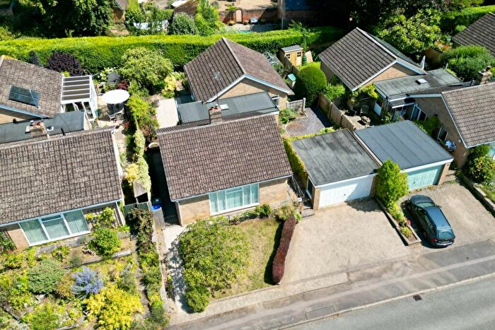4 Bedroom Detached Bungalow For Sale In Spring Lane, Flore, Northampton, NN7
