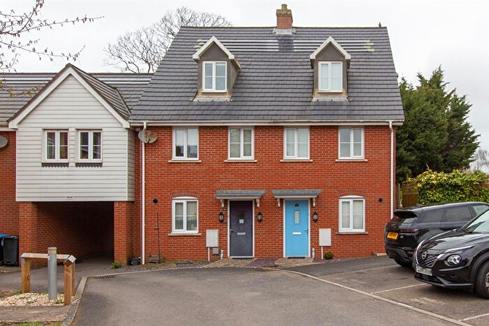 3 Bedroom Property To Rent In Cedar Avenue, Haywards Heath, RH16
