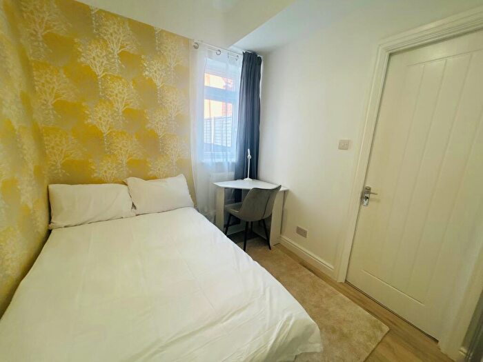 1 Bedroom Apartment To Rent In Room, Lansdowne Street, Coventry, CV2