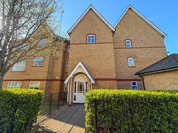 1 Bedroom Flat To Rent In Chamberlayne Avenue, Wembley, HA9