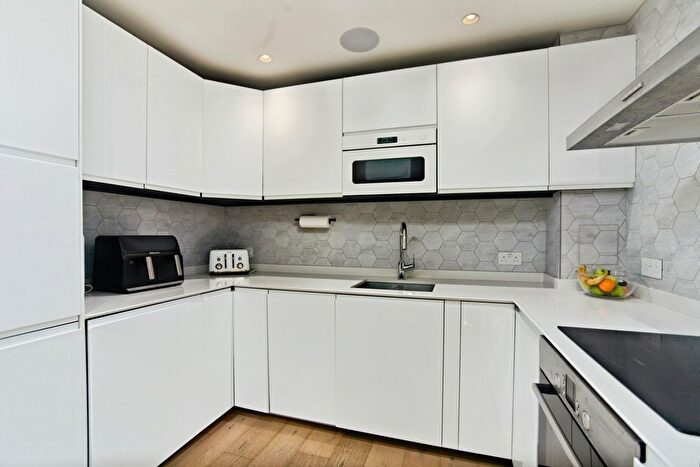1 Bedroom Flat For Sale In Park Lane, Croydon, CR0