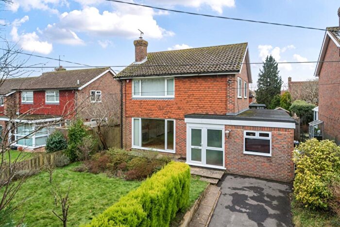 4 Bedroom Detached House To Rent In College Road Haywards Heath, RH17