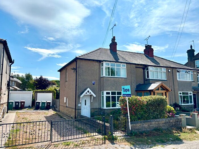 2 Bedroom End Of Terrace House For Sale In Whitelands, Rawdon, LS19