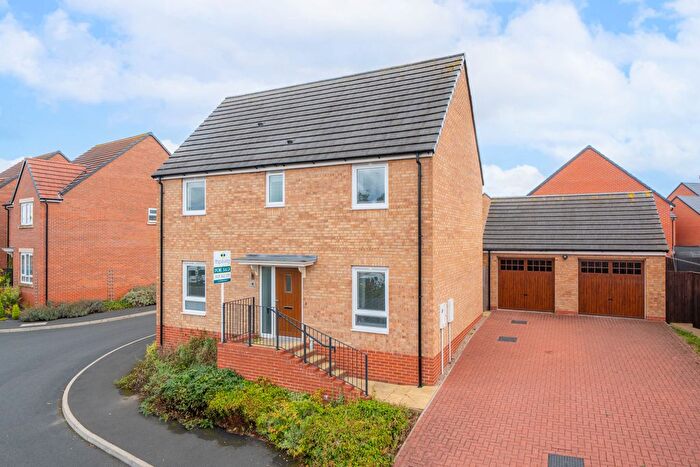 4 Bedroom Detached House For Sale In Starling Close, West Bridgford, NG2