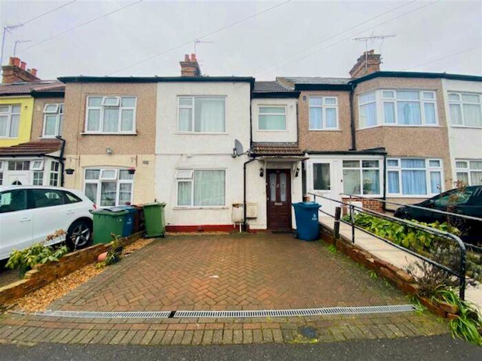 1 Bedroom Flat To Rent In Eastcote Road, Harrow, Middlesex HA2