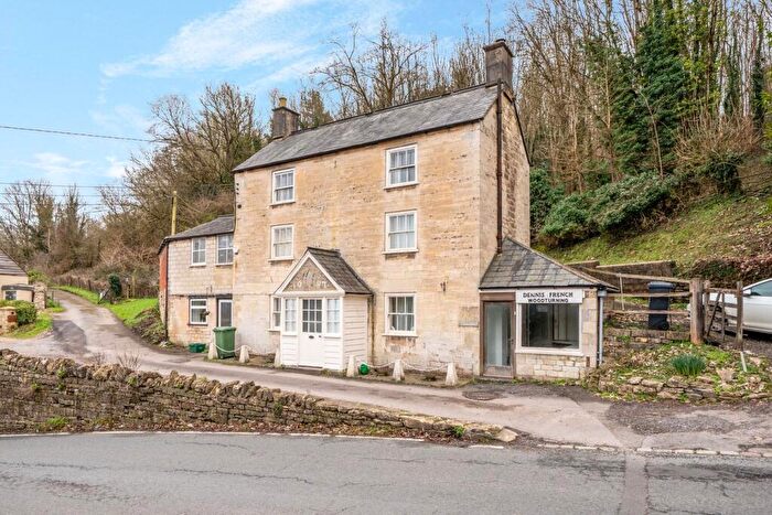 3 Bedroom Detached House For Sale In Brimscombe Hill, Brimscombe, GL5