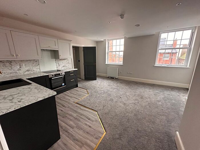 1 Bedroom Flat To Rent In Shaw Street, Worcester, WR1