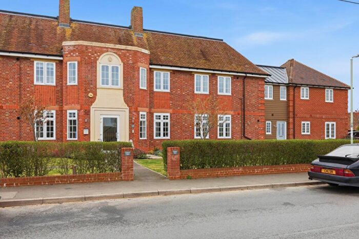 2 Bedroom Flat For Sale In Grundisburgh Road, Woodbridge, IP12