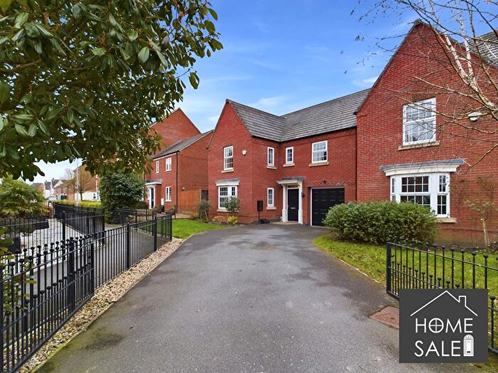 4 Bedroom Detached House For Sale In Bantry Close, Market Harborough, LE16