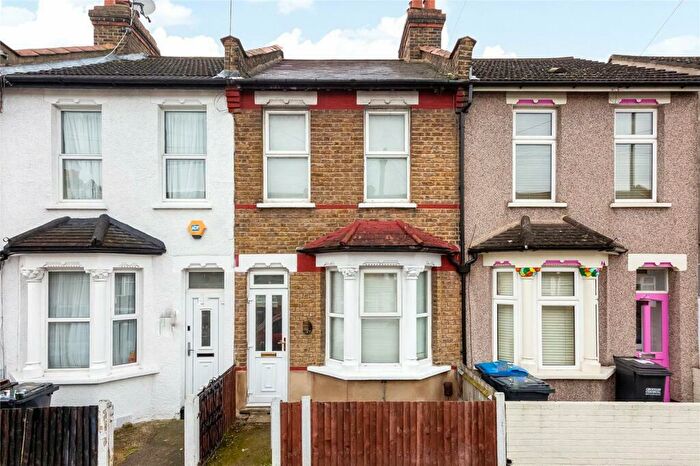 2 Bedroom Terraced House To Rent In Lakehall Road, Thornton Heath, CR7