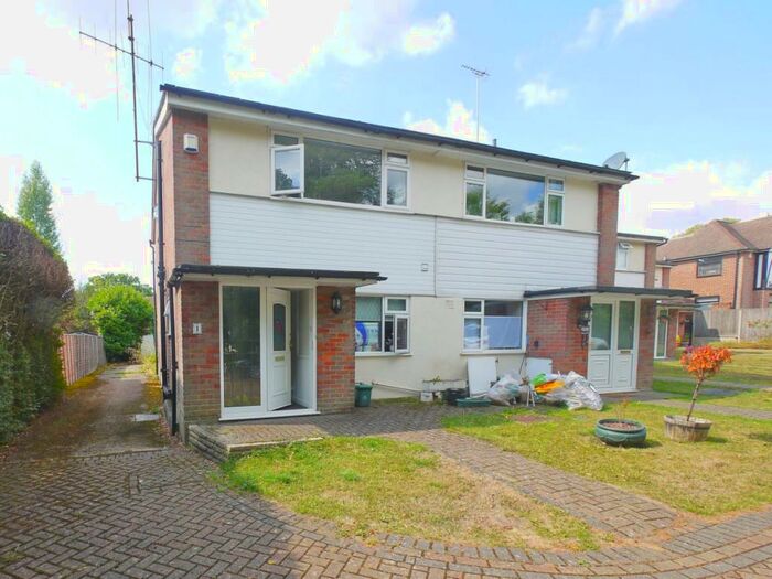 3 Bedroom Terraced House To Rent In Rickmansworth Road, Northwood, HA6