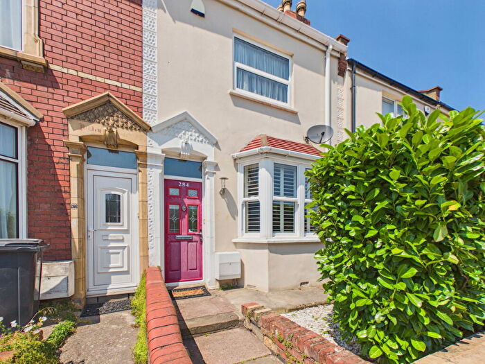 3 Bedroom Terraced House For Sale In Bishopsworth Road, Bedminster Down, BS13