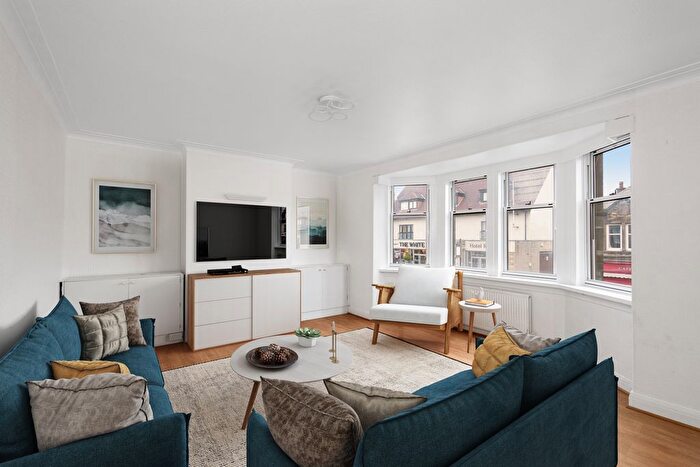 3 Bedroom Flat For Sale In /, St John's Road, Corstorphine, Edinburgh, EH12