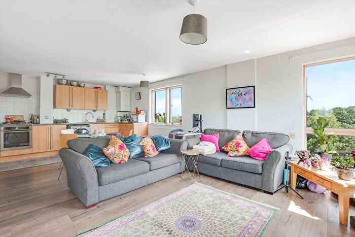 2 Bedroom Flat For Sale In St Norbert Road, Peckham Rye, SE4