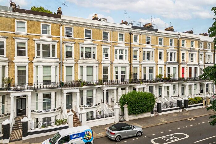 1 Bedroom Flat For Sale In Holland Road, Holland Park, W14