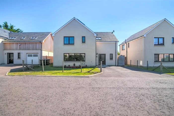 4 Bedroom Detached House For Sale In Rawes Farm Steading, Longforgan, Dundee, DD2