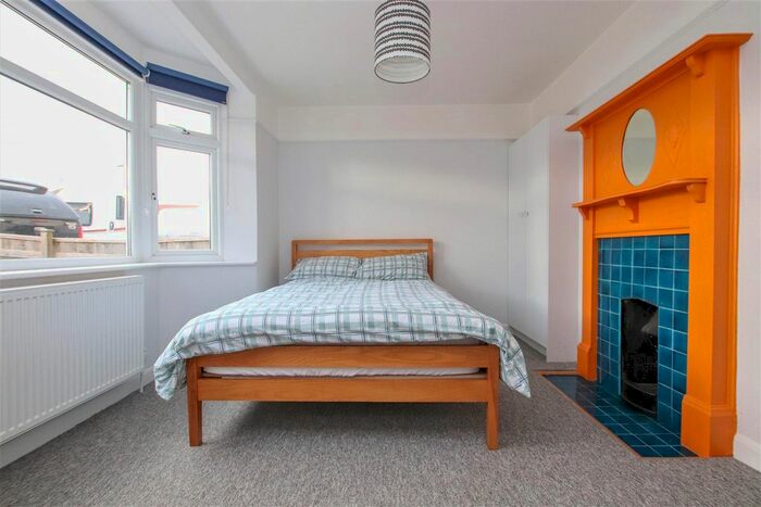 4 Bedroom Semi-Detached House To Rent In Upper Bloomfield Road, Odd Down, Bath, BA2