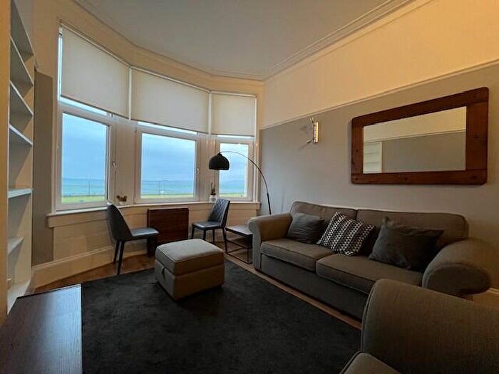 2 Bedroom Flat To Rent In Sandringham, Bath Street, Largs, KA30