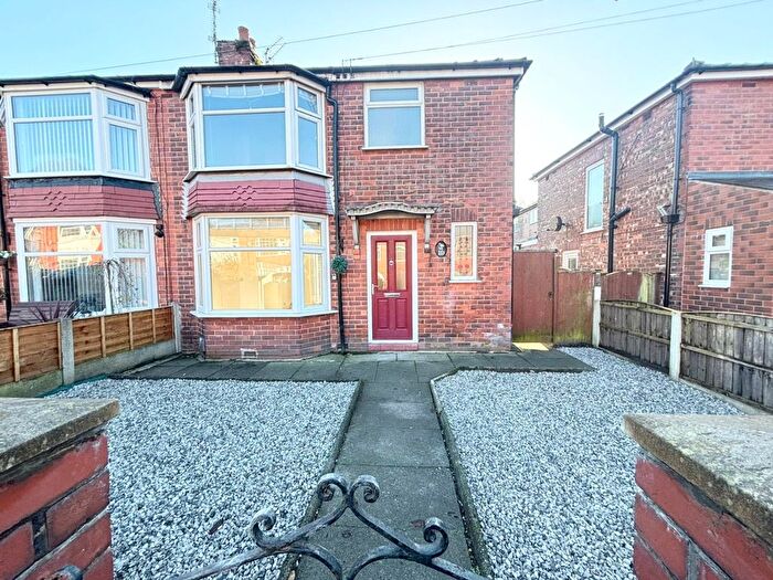 3 Bedroom Semi-Detached House To Rent In Ruskin Road, Prestwich, Bury, M25
