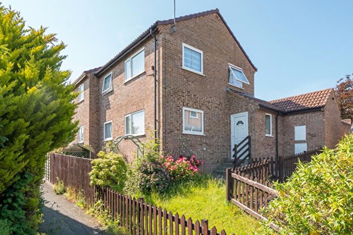 3 Bedroom Semi-Detached House For Sale In Otter Way, Barnstaple, Devon, EX32