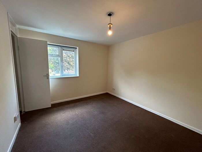 2 Bedroom Flat To Rent In Towan Avenue.., Milton Keynes.., MK6