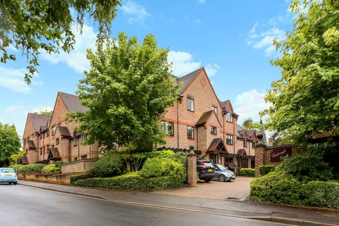 2 Bedroom Apartment To Rent In Albury Road Guildford, GU1