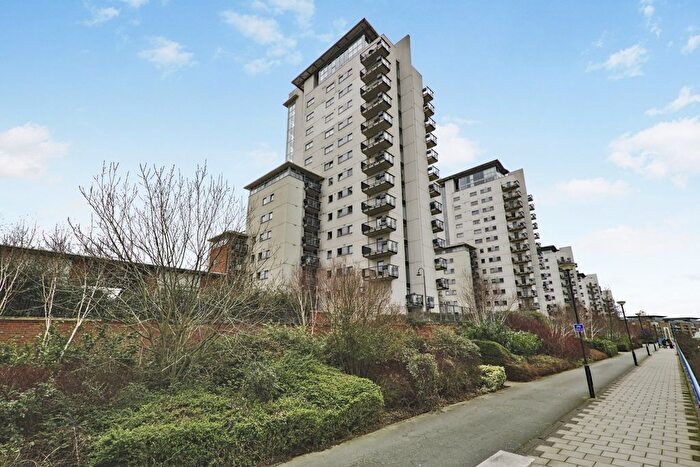 2 Bedroom Flat To Rent In Erebus Drive, London, SE28